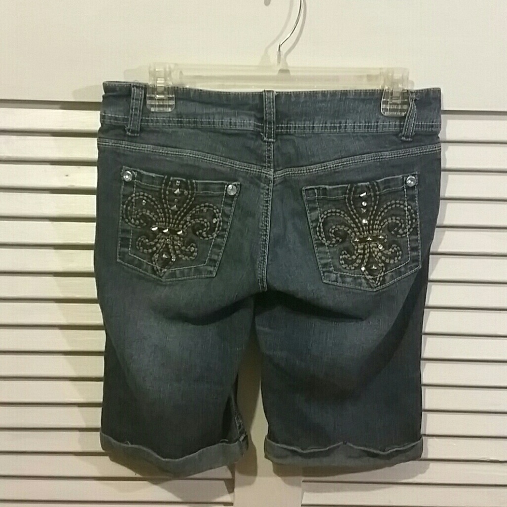 Revolt Shorts